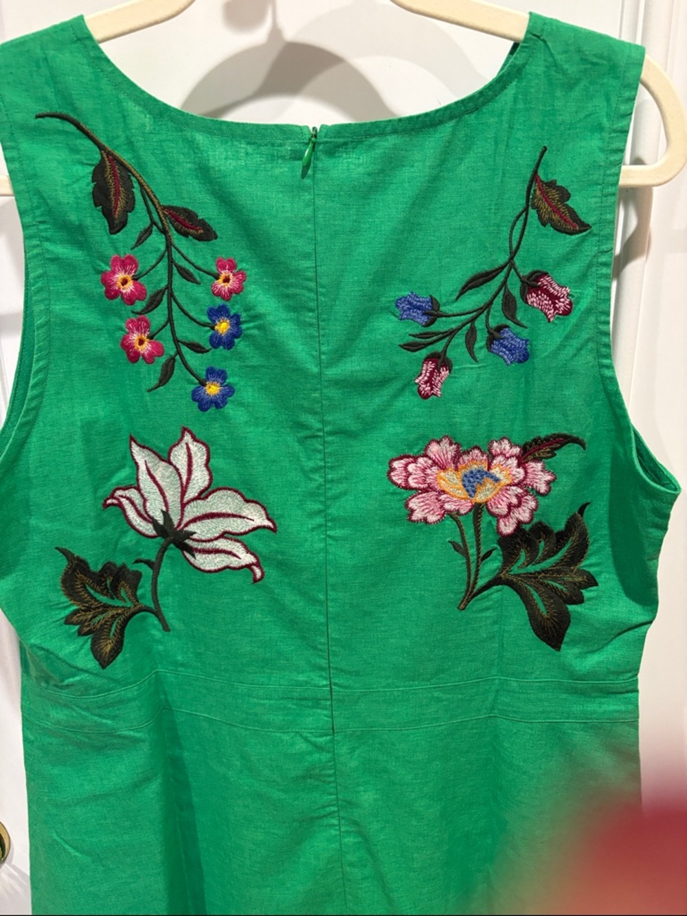 Fanm Mon Flirt Green Embroidered Floral Butterfly Ruffle Hem Dress - Picture 4 of 6
